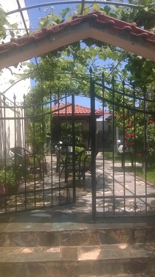Villa Eleon 2 Vrasná 外观 照片